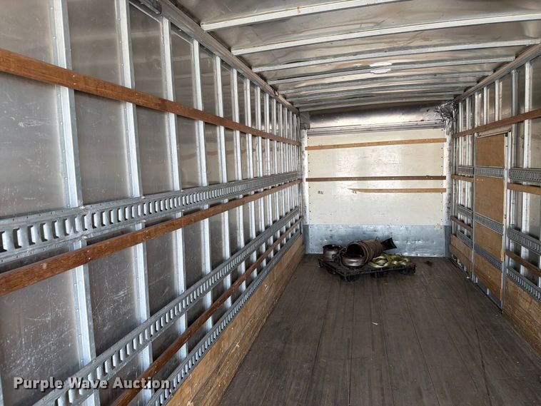 image for item YA4073 2019 International 4300 box truck