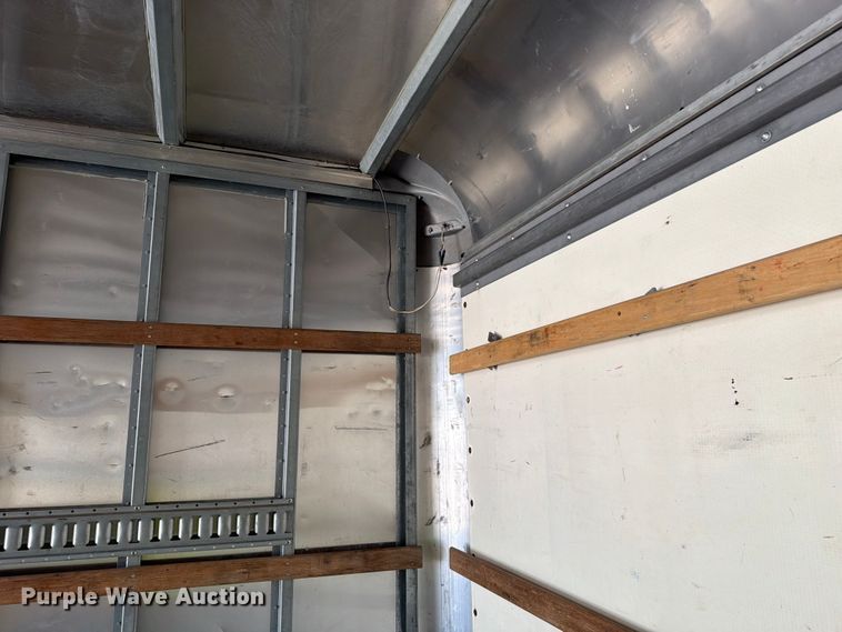 image for item YA4073 2019 International 4300 box truck