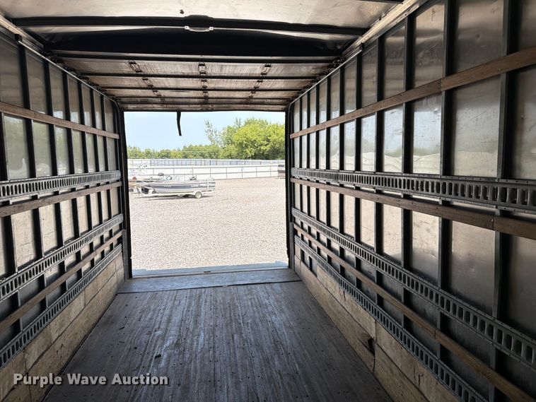 image for item YA4073 2019 International 4300 box truck