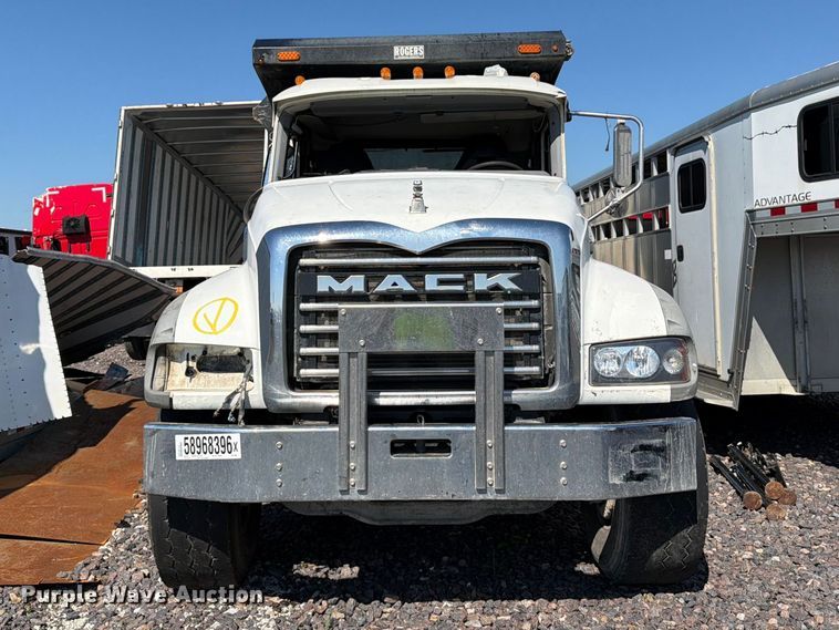 image for item YA4103 2020 Mack Granite dump truck