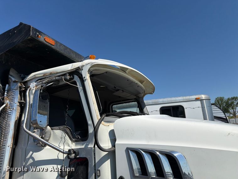 image for item YA4103 2020 Mack Granite dump truck