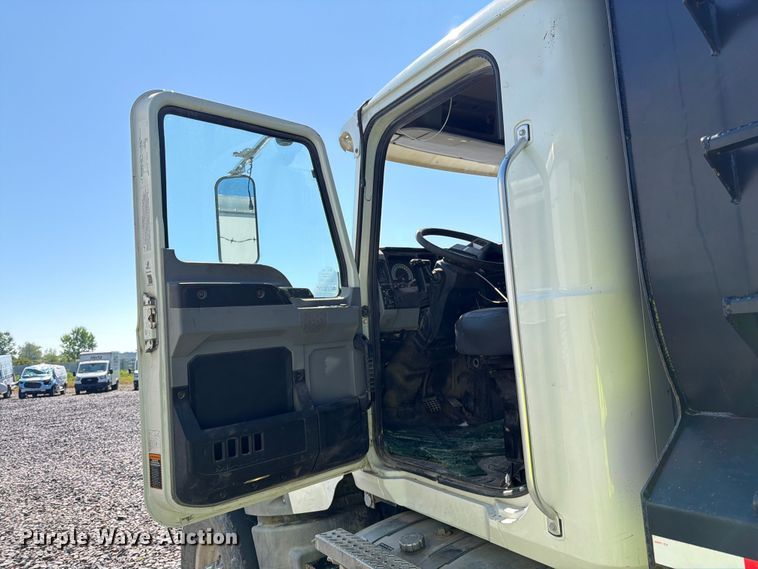image for item YA4103 2020 Mack Granite dump truck