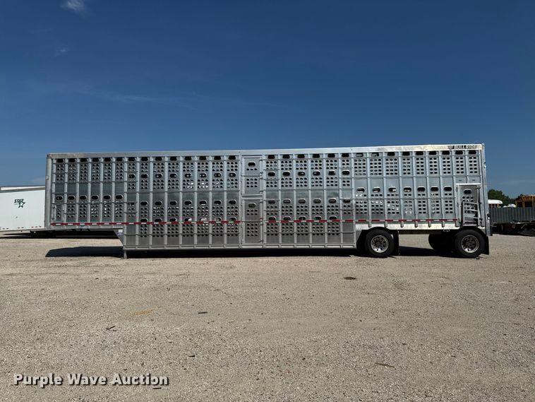 image for item YA4108 2025 EBY Bull Ride livestock trailer