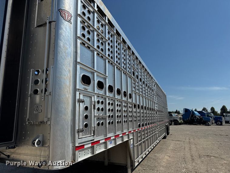 image for item YA4108 2025 EBY Bull Ride livestock trailer