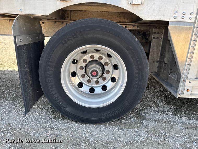 image for item YA4108 2025 EBY Bull Ride livestock trailer