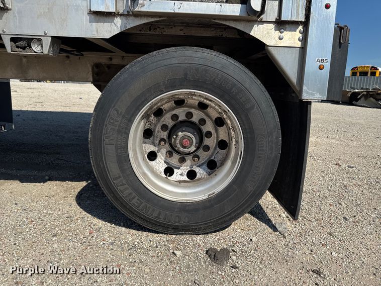 image for item YA4108 2025 EBY Bull Ride livestock trailer