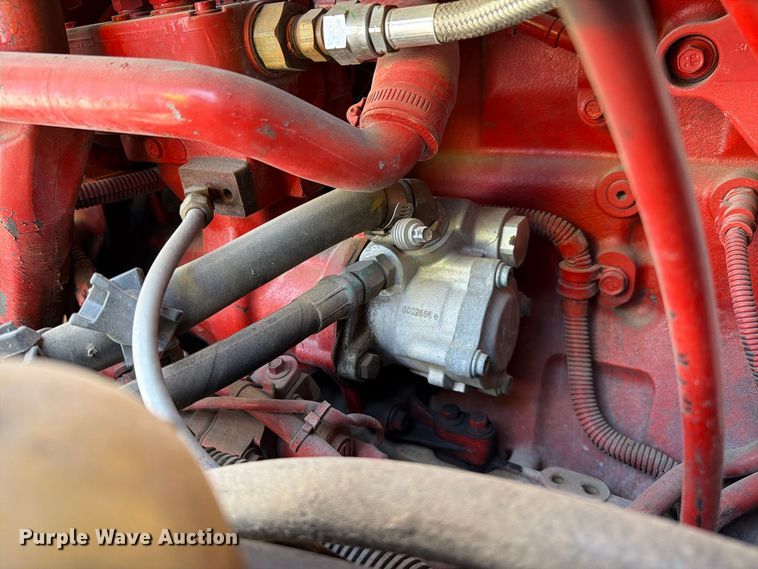 image for item YA4162 2019 International LT625 semi truck