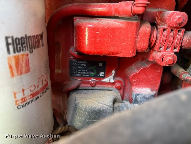 image for item YA4162 2019 International LT625 semi truck