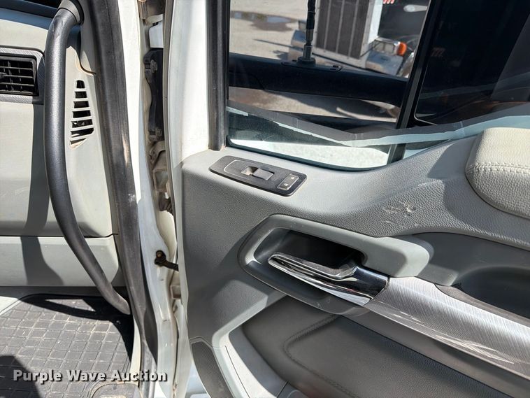image for item YA4181 2018 Kenworth T880 semi truck