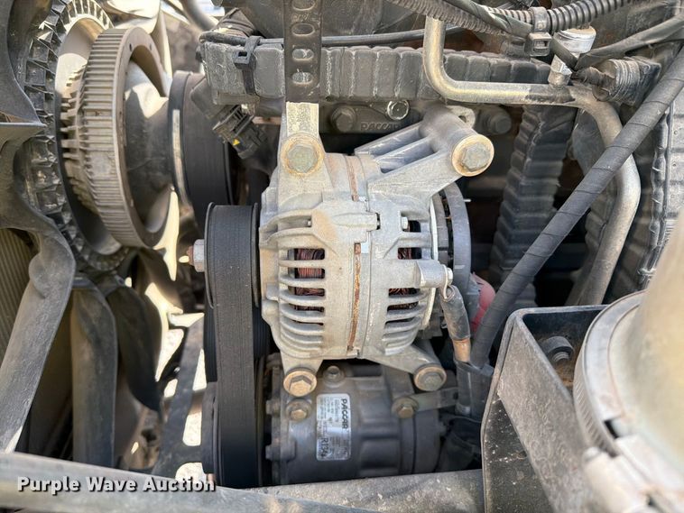 image for item YA4181 2018 Kenworth T880 semi truck