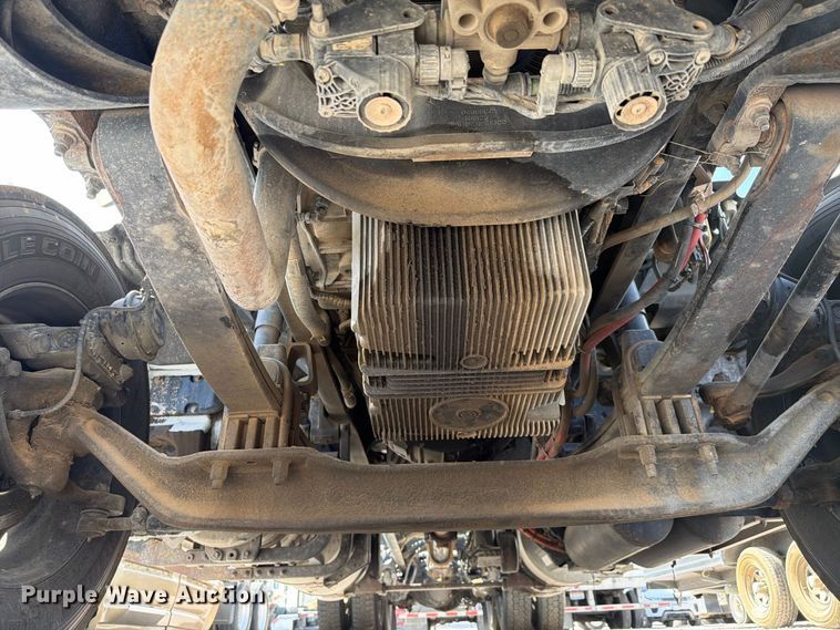 image for item YA4181 2018 Kenworth T880 semi truck