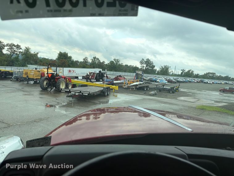 image for item YA4239 2022 International LoneStar semi truck