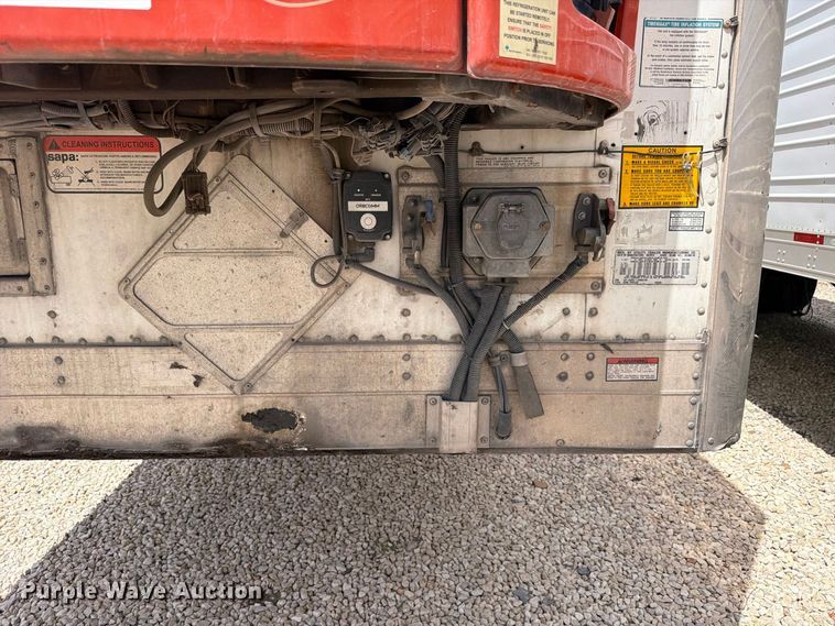 image for item YA4364 2019 Utility VS2RA refrigerated van trailer