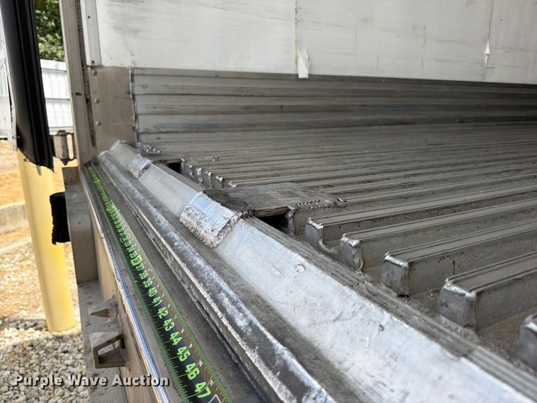 image for item YA4364 2019 Utility VS2RA refrigerated van trailer