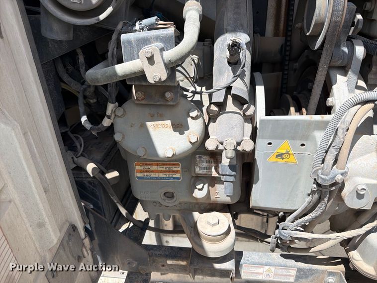 image for item YA4364 2019 Utility VS2RA refrigerated van trailer