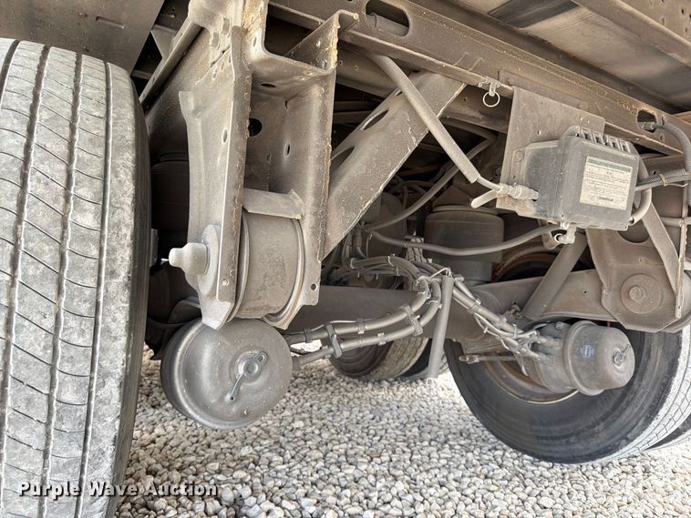 image for item YA4364 2019 Utility VS2RA refrigerated van trailer