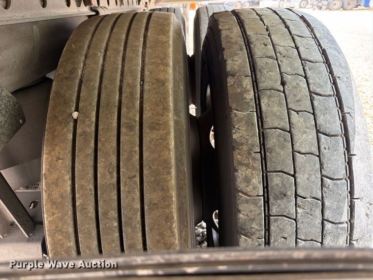 image for item YA4364 2019 Utility VS2RA refrigerated van trailer