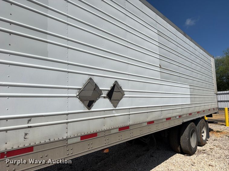 image for item YA4365 2019 Utility VS2RA refrigerated van trailer