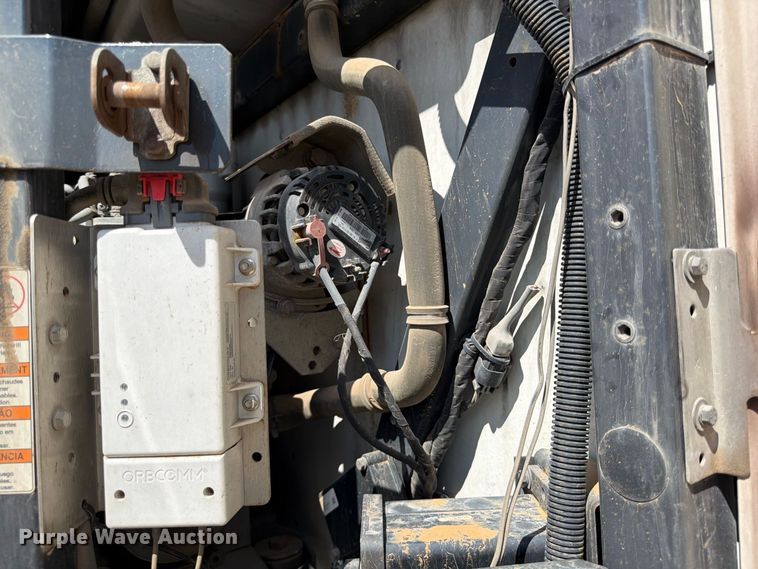 image for item YA4365 2019 Utility VS2RA refrigerated van trailer