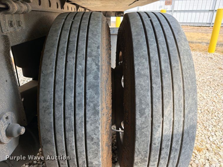 image for item YA4365 2019 Utility VS2RA refrigerated van trailer