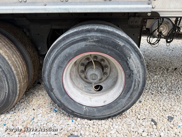 image for item YA4366 2019 Utility VS2RA refrigerated van trailer