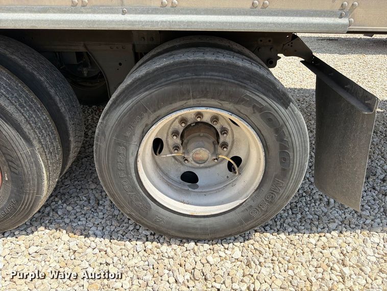 image for item YA4368 2019 Utility VS2RA refrigerated van trailer
