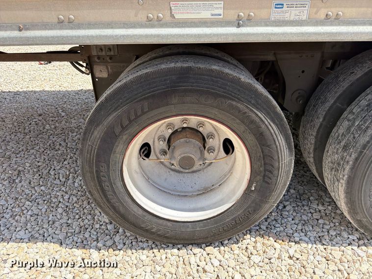 image for item YA4368 2019 Utility VS2RA refrigerated van trailer