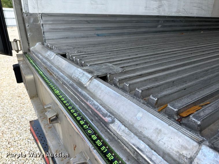image for item YA4369 2019 Utility VS2RA refrigerated van trailer