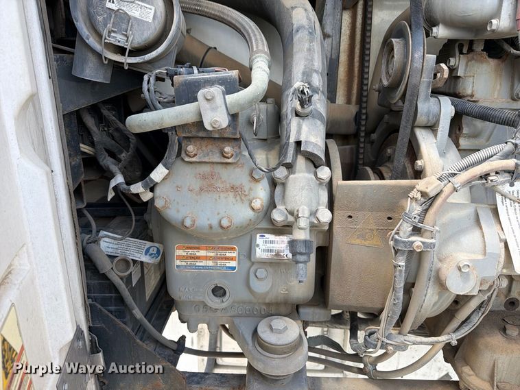 image for item YA4369 2019 Utility VS2RA refrigerated van trailer
