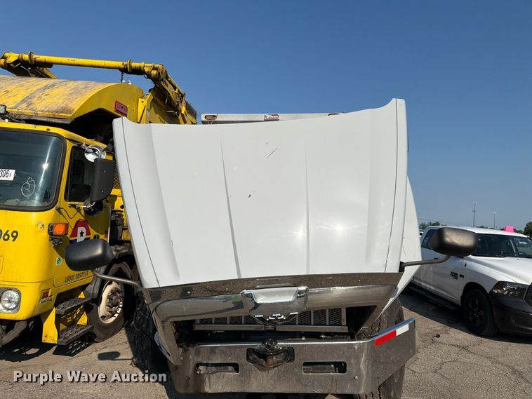 image for item YA4377 2024 Western Star 49X dump truck