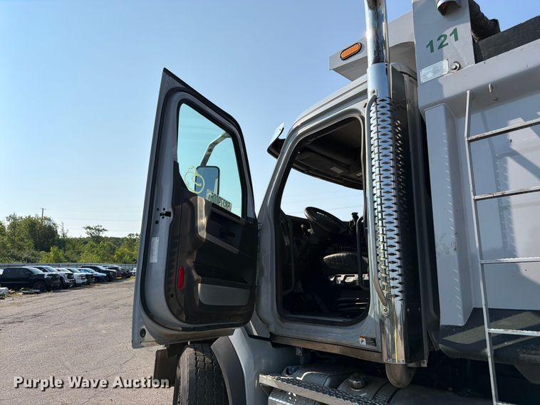 image for item YA4377 2024 Western Star 49X dump truck