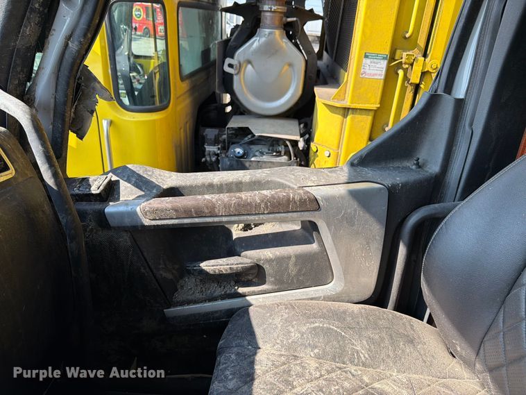 image for item YA4377 2024 Western Star 49X dump truck