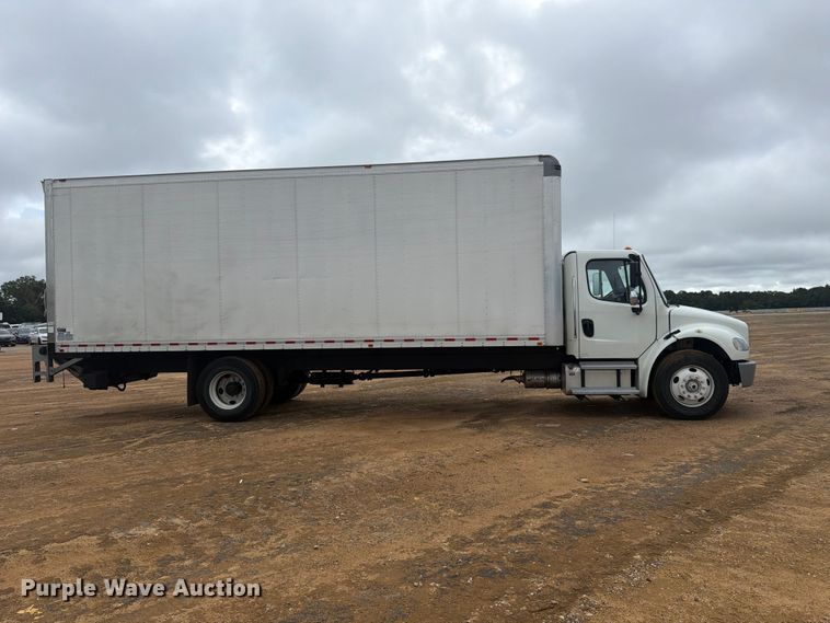 image for item YA4381 2020 Freightliner Business Class M2 box truck