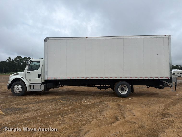 image for item YA4381 2020 Freightliner Business Class M2 box truck