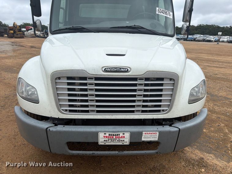 image for item YA4381 2020 Freightliner Business Class M2 box truck