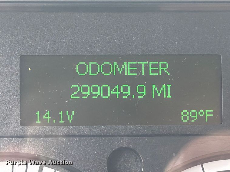 image for item YA4381 2020 Freightliner Business Class M2 box truck