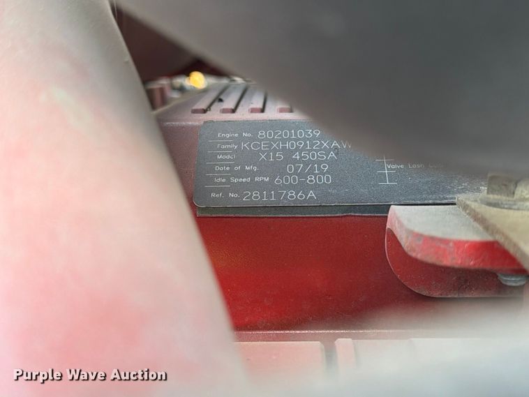 image for item YA4416 2020 International LT625 semi truck