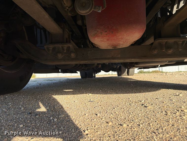 image for item YA4416 2020 International LT625 semi truck
