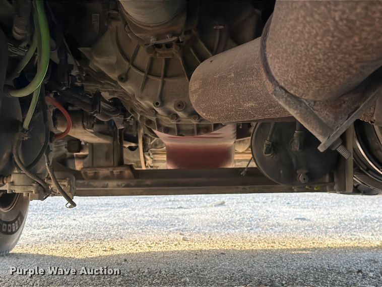 image for item YA4416 2020 International LT625 semi truck