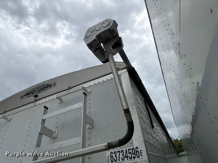 image for item YA4450 1998 Wilson DWH-4000 grain trailer