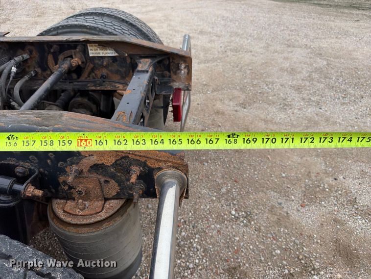 image for item YA4480 2018 International LT625 semi truck
