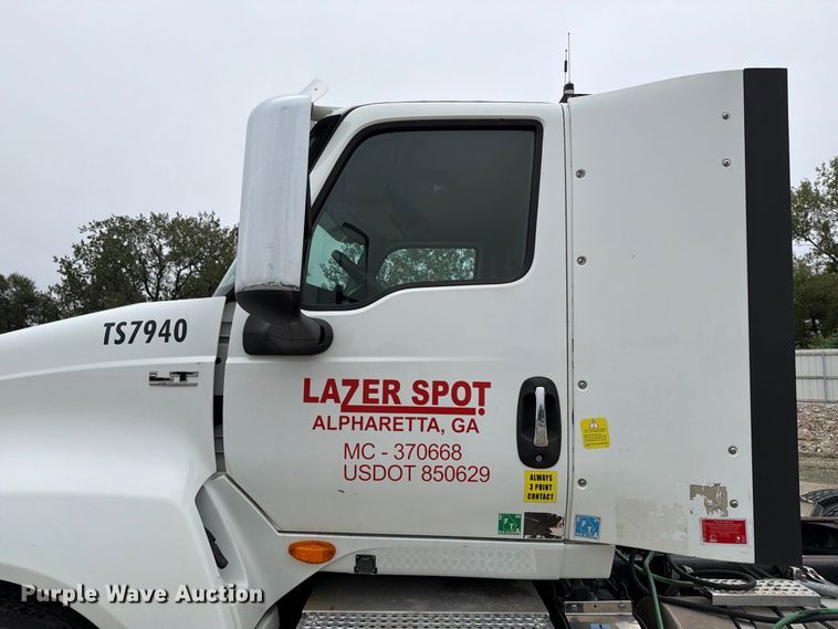 image for item YA4480 2018 International LT625 semi truck