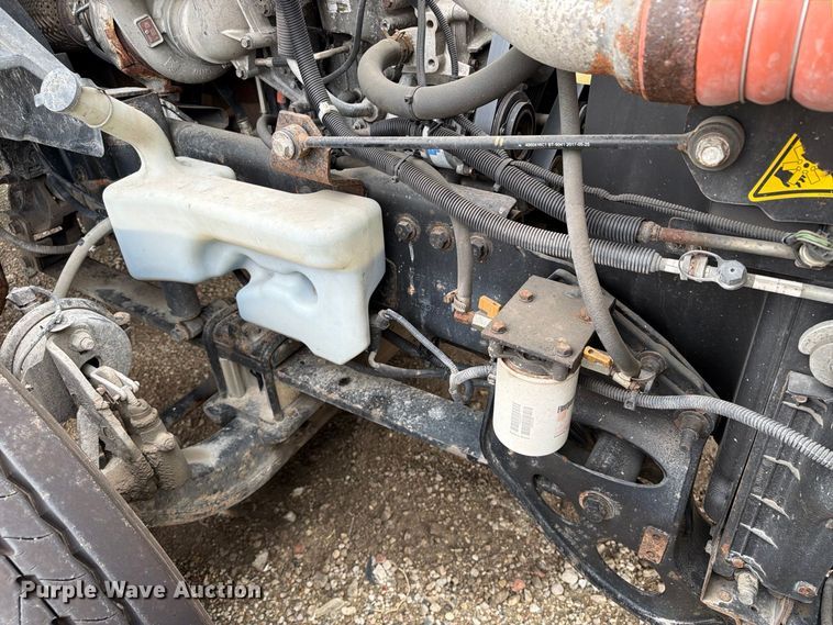image for item YA4480 2018 International LT625 semi truck