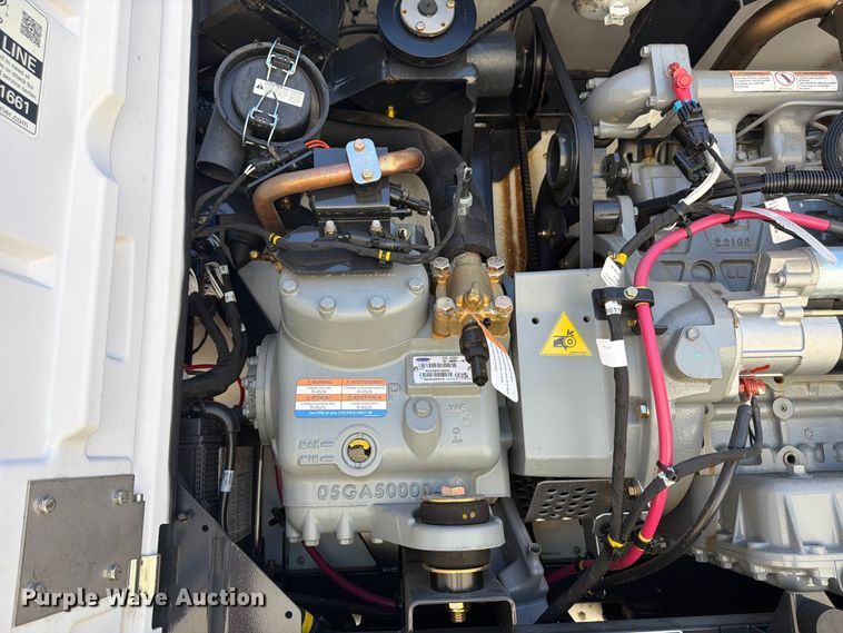 image for item YA4544 2016 Utility VS2RAP refrigerated van trailer