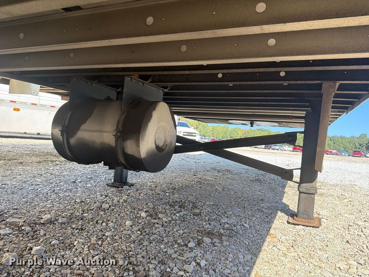 image for item YA4545 2016 Utility VS2RA refrigerated van trailer