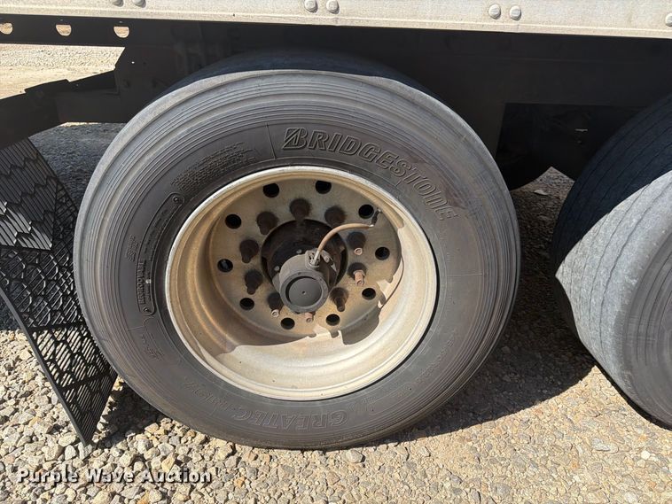 image for item YA4545 2016 Utility VS2RA refrigerated van trailer