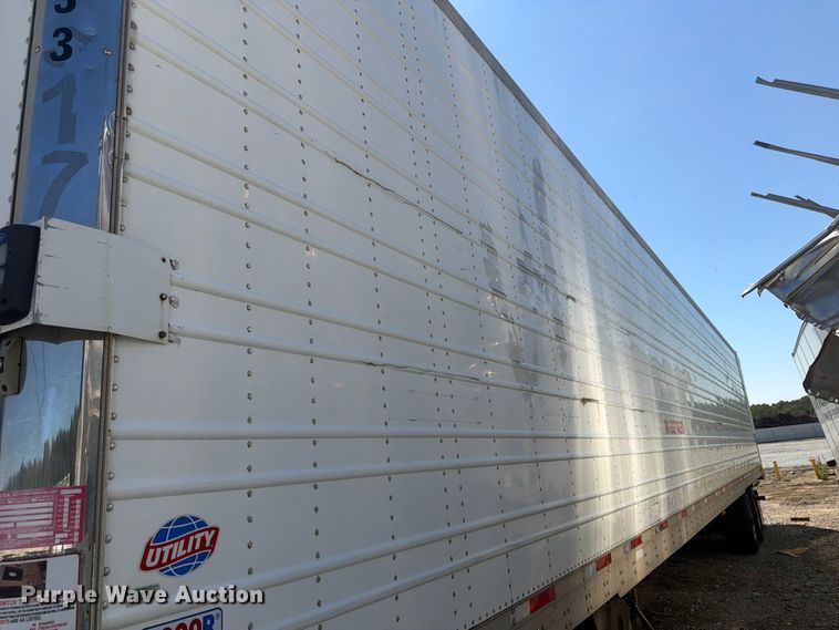 image for item YA4547 2016 Utility VS2RA refrigerated van trailer