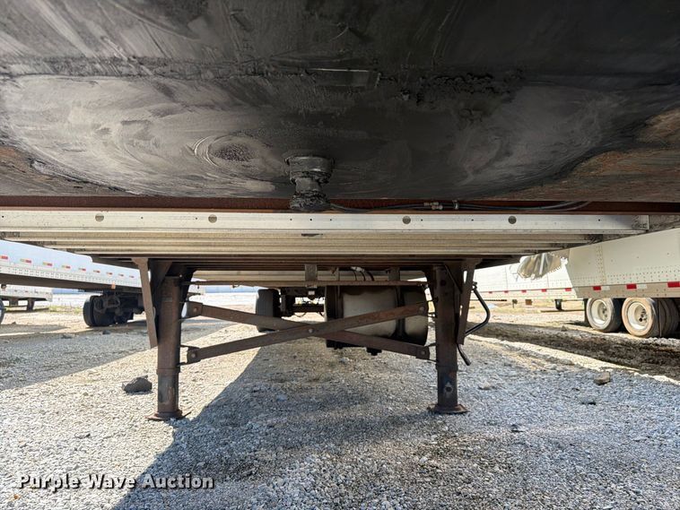 image for item YA4547 2016 Utility VS2RA refrigerated van trailer