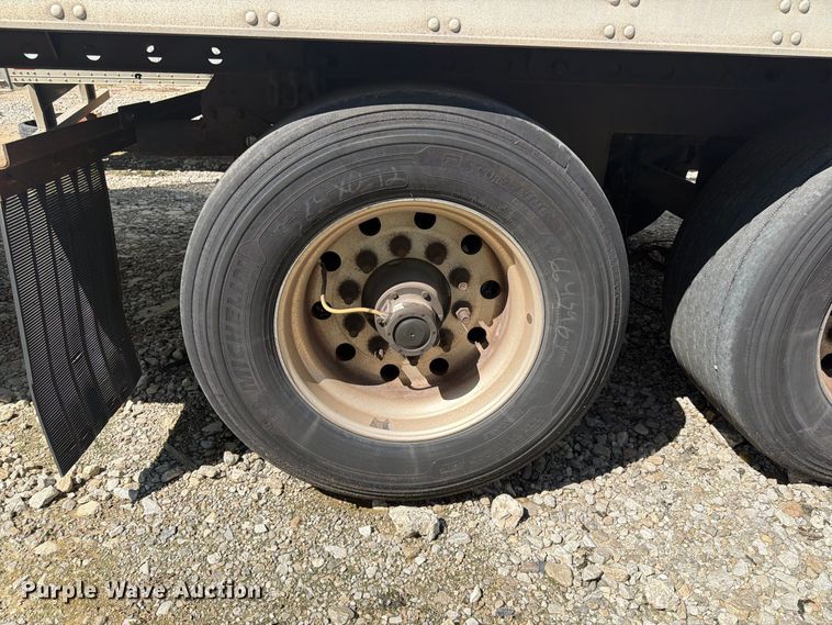 image for item YA4547 2016 Utility VS2RA refrigerated van trailer