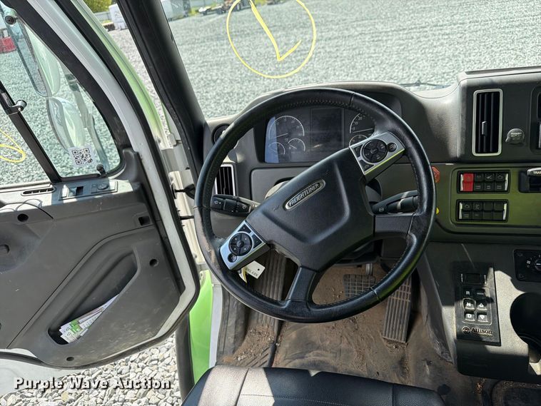 image for item YA4548 2025 Freightliner Business Class M2 flatbed truck
